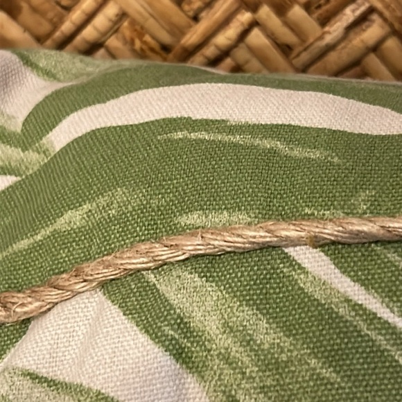 PIER 1 Cockatoo Embroidered Tropical Palm Leaf Indoor Outdoor Pillow 18” X 18” - Picture 11 of 15